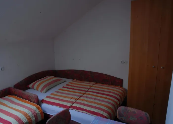 Bed & Breakfast Guest Skerlak